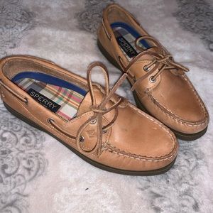 Sperrys (boat shoes)